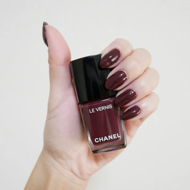 ネイル】CHANEL、NAIL HOLICなど…ベストネイル6本の使用感や塗り方の