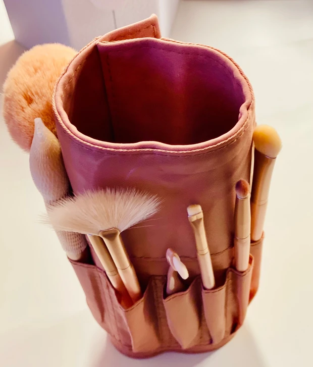 メイクブラシ選びに迷ってない?!お得で話題!SIXPLUSとコラボ【マミ様ブラシ】がおすすめ。普段のメイクを格上げしよう!
_6_1