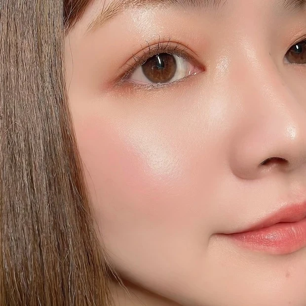 hince ヒンス トゥルーディメンショングロウチーク G001 ブラッシュオン