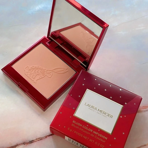 2023年初買い】干支の兎コスメが限定発売🐇❤️‍🔥 LAURA MERCIER