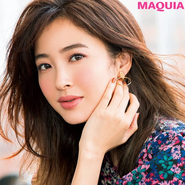 KUBOKIさん発！ RMKの限定品で、見とれるほどのレディ顔が完成