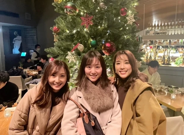 【自己紹介♡】
9年目に突入!!『限定♡』『キラっ、ツヤっ』コスメに目がない、MAQUIAインフルエンサーえりです。_6_3