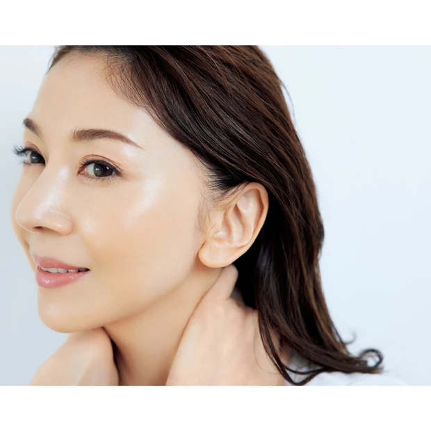 奇跡の56歳・君島十和子さんのリアルすっぴんも！ 朝ケアの全行程を大公開…