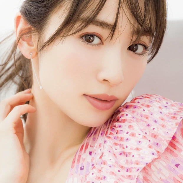 ブルベの最愛チークはピンクベージュ 横広に入れてあざと可愛く Happy Plus One ハピプラワン