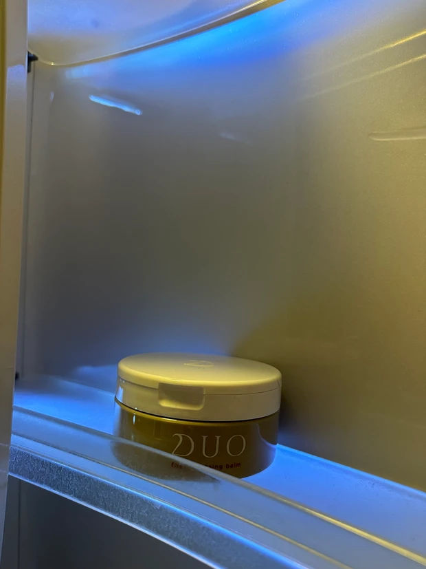 とろけるようにメイクオフ 　体温ではなく圧で溶ける「デュオ ザ クレンジングバーム」_3_2