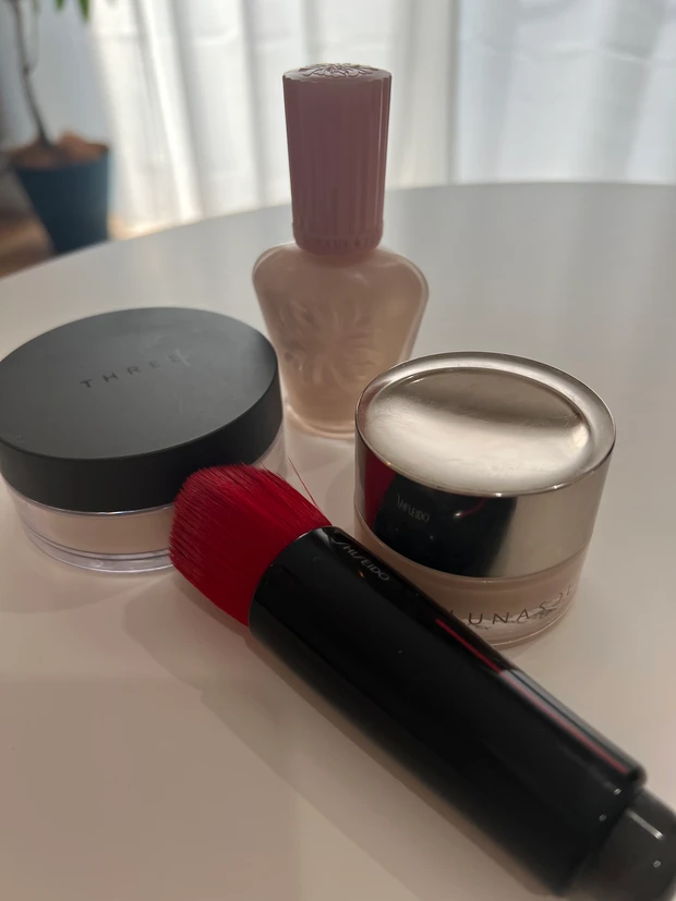 冬　オススメ　ベースメイク