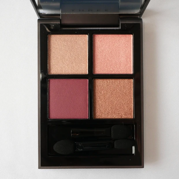 THREE スターゲージングアイシャドウクアッド 07 MESMERIZING MIA