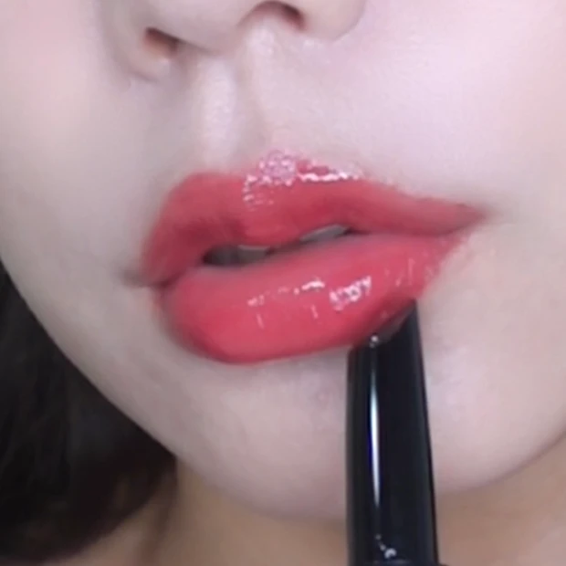 【LIPMONSTER👾】新作のツヤタイプがやばい。。。🩷_1_2