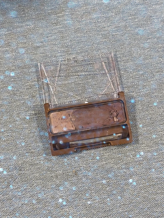 セザンヌ　ノーズ＆アイブロウパウダー　モーブブラウン