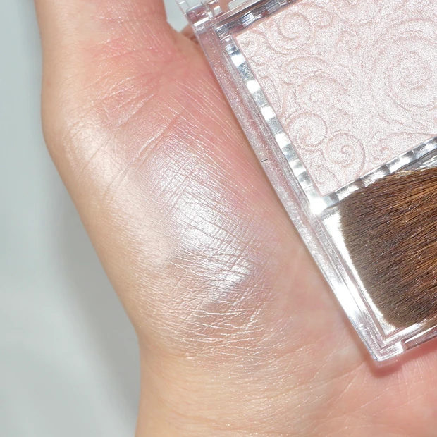 セザンヌ パールグロウハイライト 04 シェルピンク 全色レビュー