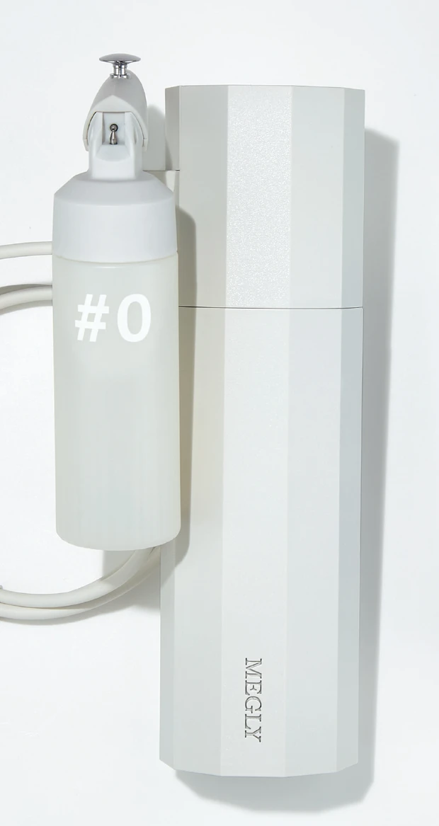 鈴木えみ愛用スキンケア MEGLY Starter Kit