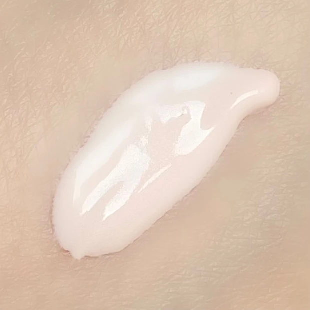 在宅ワークでも日焼け対策は万全に！2022春夏新作から選抜！優しいのに美肌見えするUV下地4選。_5_2