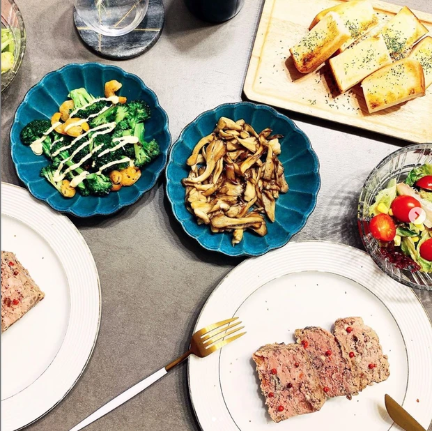 【9期目更新のお知らせ】マキアトップブロガーyukinaの自己紹介「ヘルシービューティがテーマです」_3_1