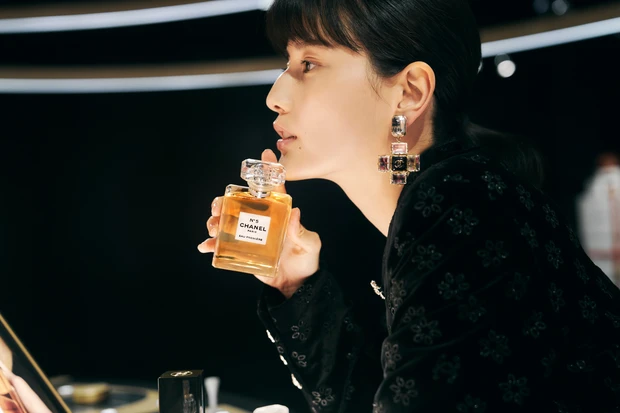 シャネルの宇宙ステーションが登場！ ホリデー コレクションの世界観を体感できる、期間限定の特別イベントが開催中_7_1