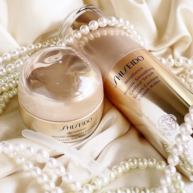 美白もハリも引き締めも！「資生堂バイタルパーフェクション」の欲張り多機能セラムでまとめてエイジングケア！_6_1