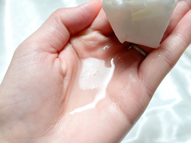 【化粧水シートマスク】透明感*気になる大人肌に。白のルルルン♪_6