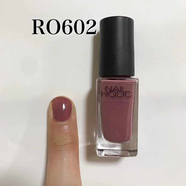 【330円で可愛いを手に入れろ！】NAIL HOLIC
人気色を含めた私のお気に入りカラー16種類全部見せます！
トップコートの比較もあり♪
_2_3