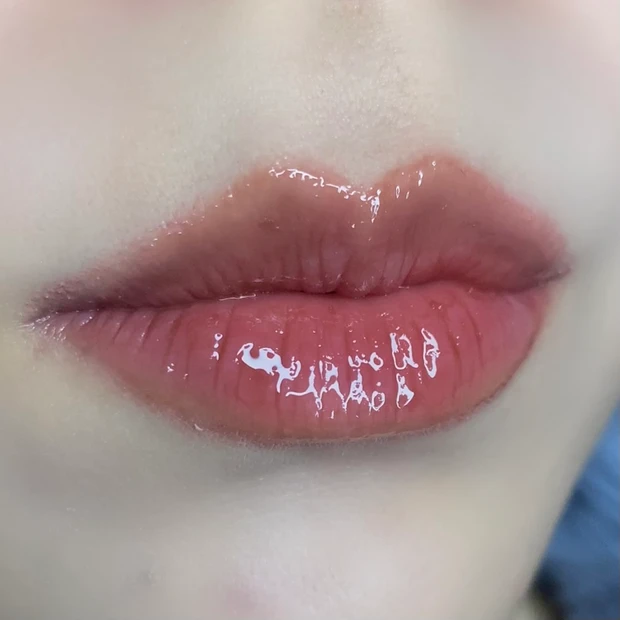 fwee(フィー) 3Dボリューミンググロス ダーティーコーラ30% リップメイク