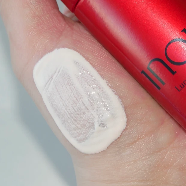 インウイ INOUI ルーセントプライマー 化粧下地