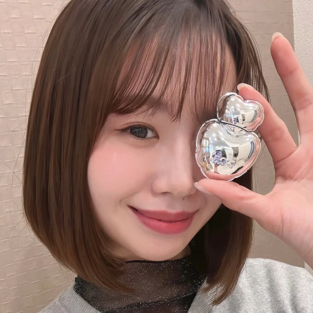 NAMING. ネーミング　ブラーリーハートリップティント