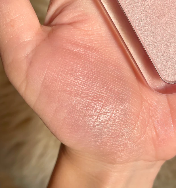 CLIO、チーク、スウォッチ