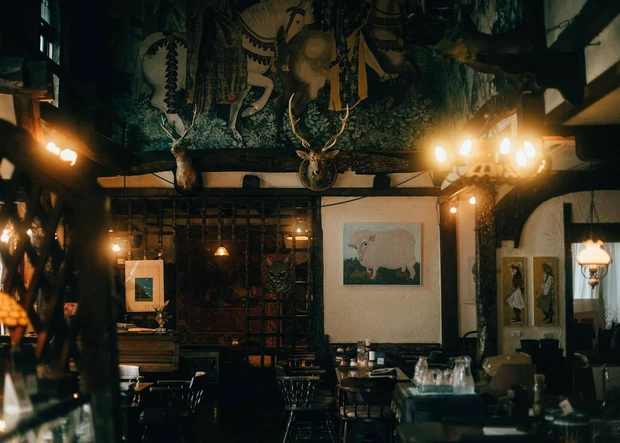 ASUKA　ひとリート　半日　リトリート　郊外　カフェ　パペルブルグ　八王子　店内