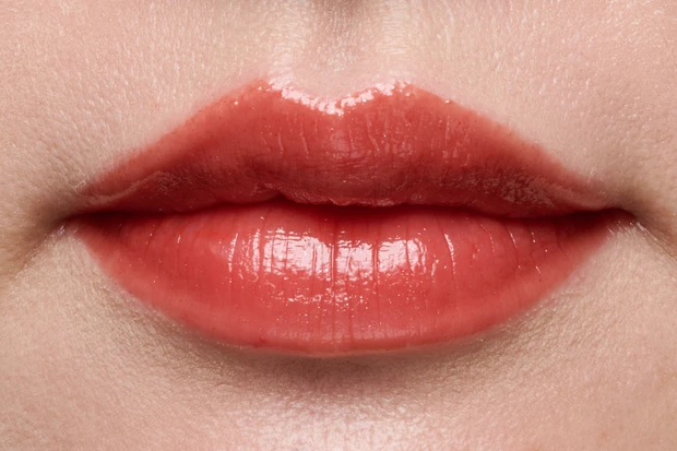 プチプラリップ　イエベ春　オペラ グロウリップティント 307　スウォッチ