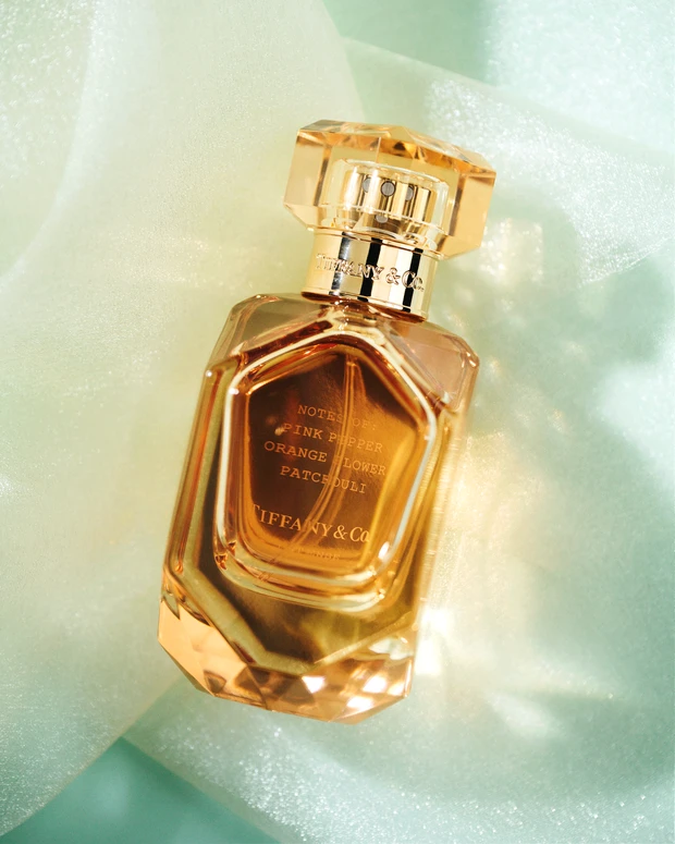 ティファニー、ティファニー ローズ ゴールド インテンス オードパルファムム、ティファニーの香水、ティファニーのおすすめギフト