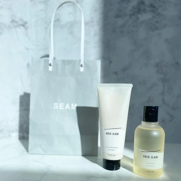 私の地元"札幌"で美容スポットを発見♡
ヘアケア好きな方には全力でおすすめしたい♡
美容室&コスメ、ヘアケア商品、refaの商品など
入ったら抜け出せなくなった♡_6