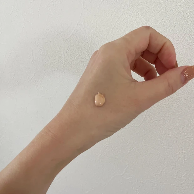 「RMK スキンティント」の使い方や使用感をご紹介！仕上がりの肌、ファンデ超え！？_2_2
