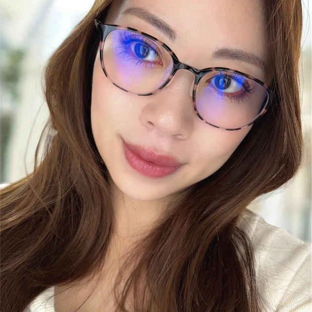 【Zoff SMART×マキアージュ】血色感メガネで作る多幸感メイク|ピンクデミで目元ぱっちり