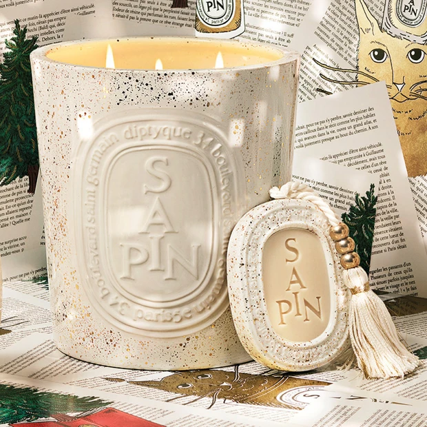 ディプティックからはゴールドがきらめく限定品が続々！ 冬の香り「Sapin（サパン）」のアイテムも多数登場【クリスマスコフレ2025】