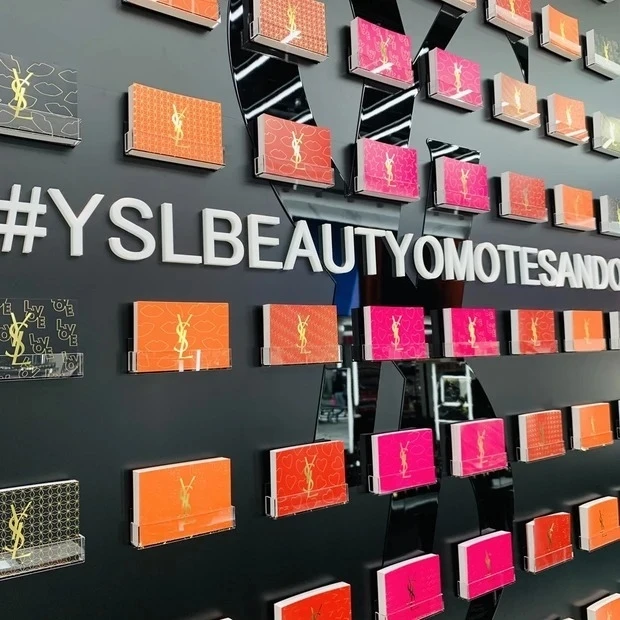 YSL表参道 フラッグシップ ブティックで、話題の“ATELIER PRINTING”を体験_8