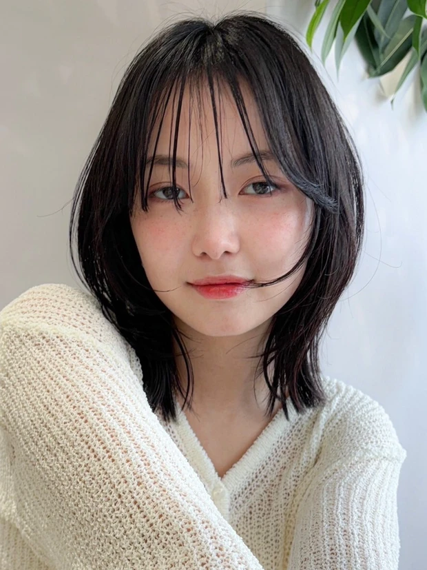 6.5トーン　【大人のロブヘア】ヘアカタログ　ロブ　前髪あり　正面