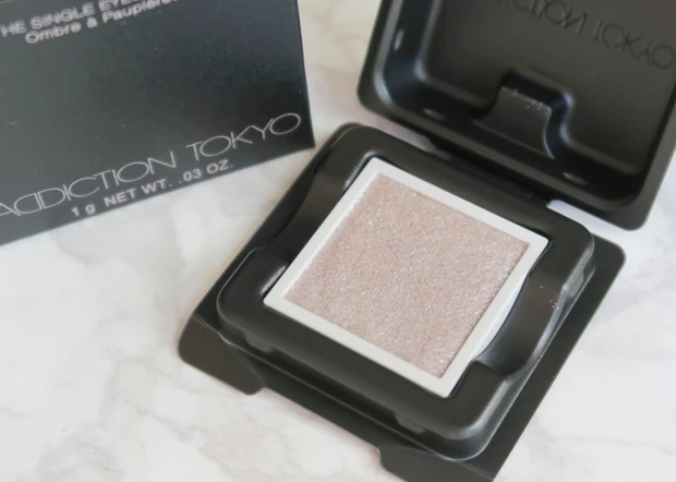 ザ シングル アイシャドウ スパークル