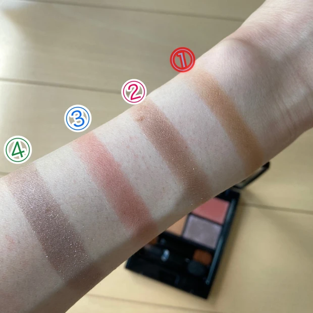 ETVOSの秋新色で、トレンドメイクが完成♡おしゃれで今年ぽいパレットと、リニューアルした美容液プランパー!!_2