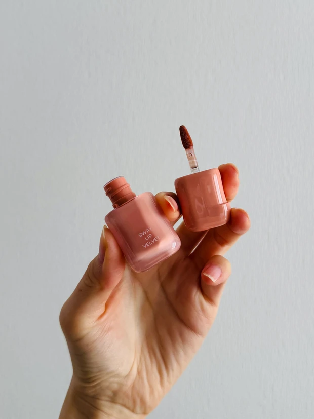 too cool for schoolのスウェイリップベルベット