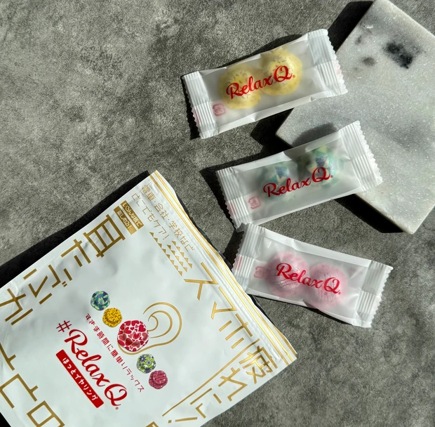 2025トレンド【耳ツボ美容】貼るコスメ RelaxQ 使い方・使用感を解説します。
_2