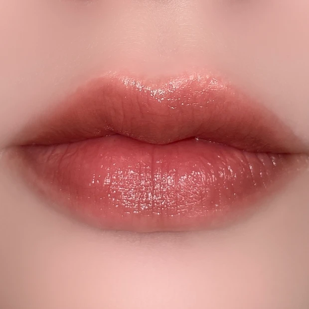 SUQQU スック モイスチャーグレイズリップスティック 06 花朧