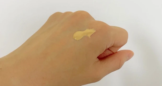 イニクス リキッド ファンデーション 10 ライトオークル