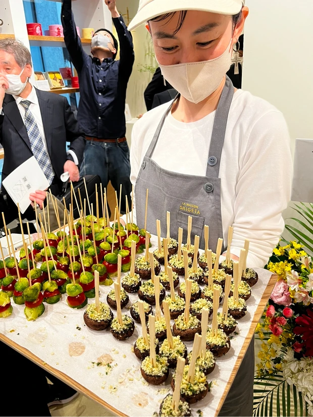 SHIGETA シゲタ　チコシゲタ　オーガニック　サロン　オイル　ハンドクリーム　バスソルト　表参道カフェ　表参道モーニング　ニューオープン　ブリージング　トリートメント　