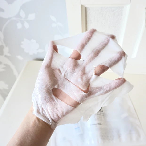 微小電流を流せるちょっとユニークなフェイスマスクで夜のスペシャルケアを！_2_1