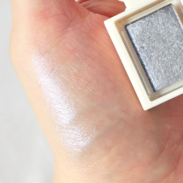 マジョリカマジョルカ シャドーカスタマイズ ブリリアントグリッター BL 761 水の砂