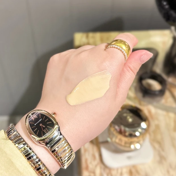 クレ・ド・ポー ボーテ ル・フォンドウダンn