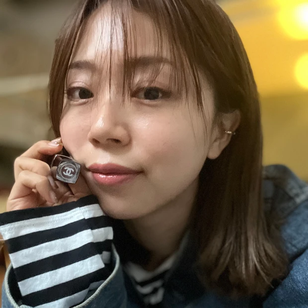 "ジアちゃんリップ"で人気爆発！【CHANEL ルージュココブルーム110】何度でもリピしたくなる万能ベージュピンク▶︎スウォッチ＆メイク_4_2