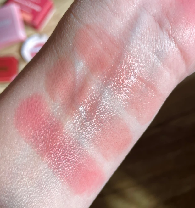 オルタナティブステレオ、スウォッチ、韓国コスメ