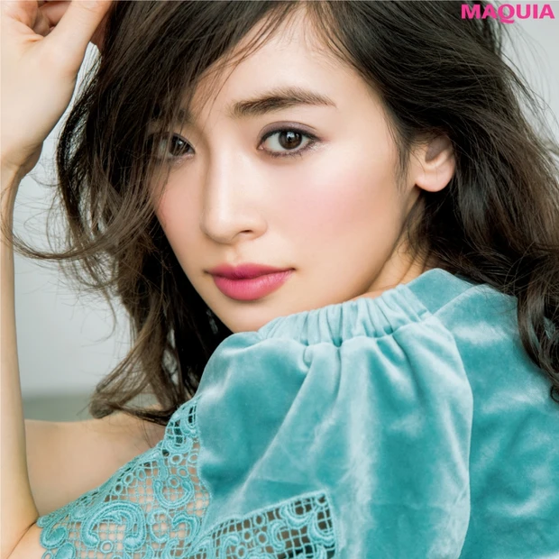 プロも太鼓判！完売必至・ランコムの秋限定コスメで大人の知的メイク