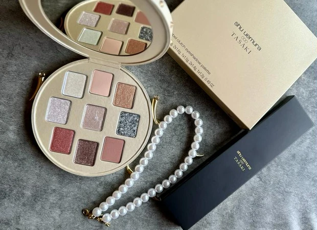 【3位】shu uemura × TASAKI 限定「パール レベル クラッチ アイシャドー パレット」レビュー