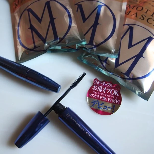 これ、好き。リピートマスカラ下地◆単体で濃紺のカラーマスカラとしても使える「モテマスカラ リペア Base (カール下地)」お湯オフOK、まつ毛ケアもできるお勧めの一本。