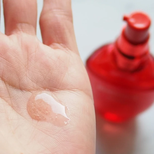 「ベネフィーク セラム」のテクスチャー